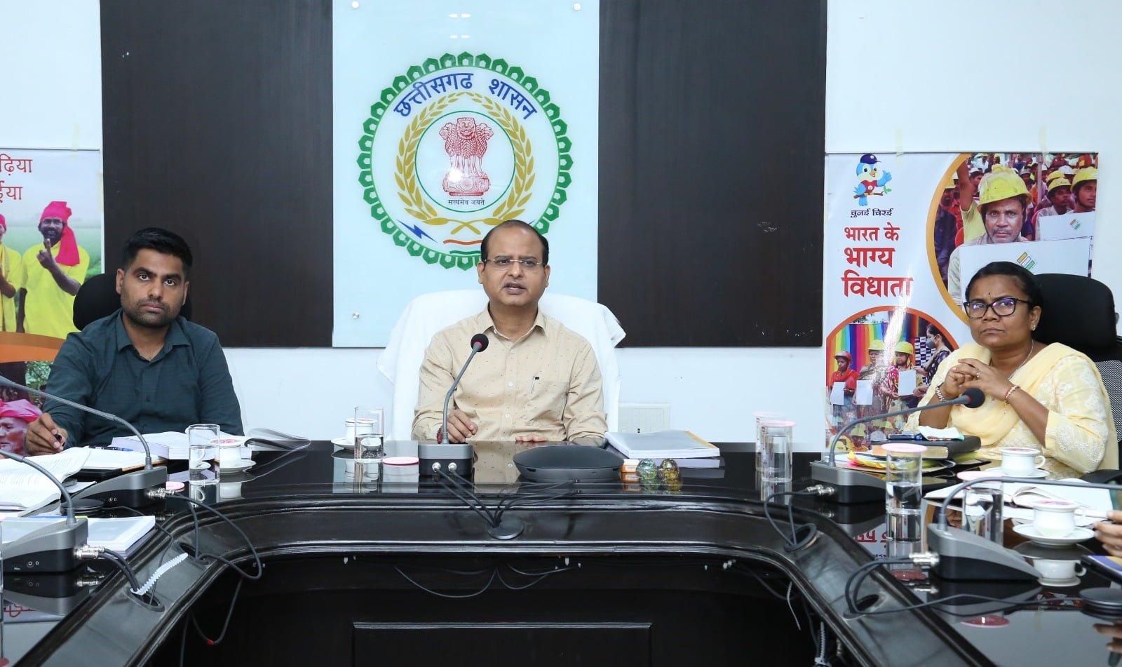 कलेक्टर श्री सिन्हा ने नोडल