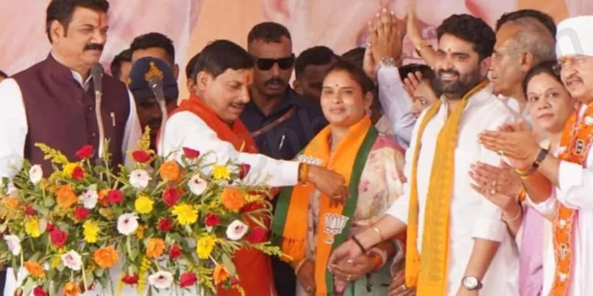 MLA Nirmala Sapre joins BJP
