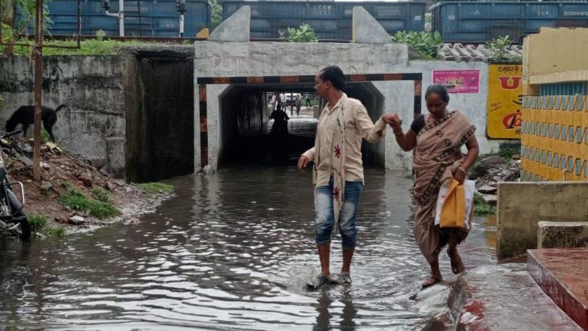 रायगढ़ में बारिश की वजह से मचा त्राहिमाम, खुल गई विकास की सारी पोल !