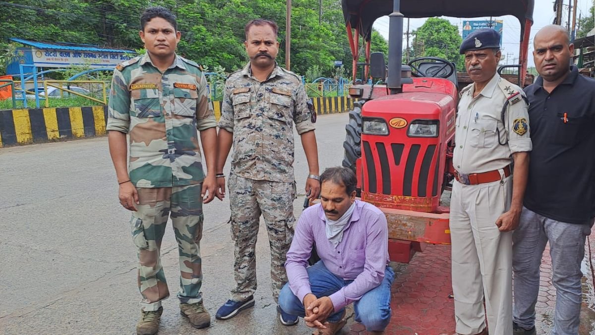 बाइक चोर गिरोह के पर्दाफाश के बाद ट्रेक्टर चोर को पकडी कोतरारोड पुलिस...
