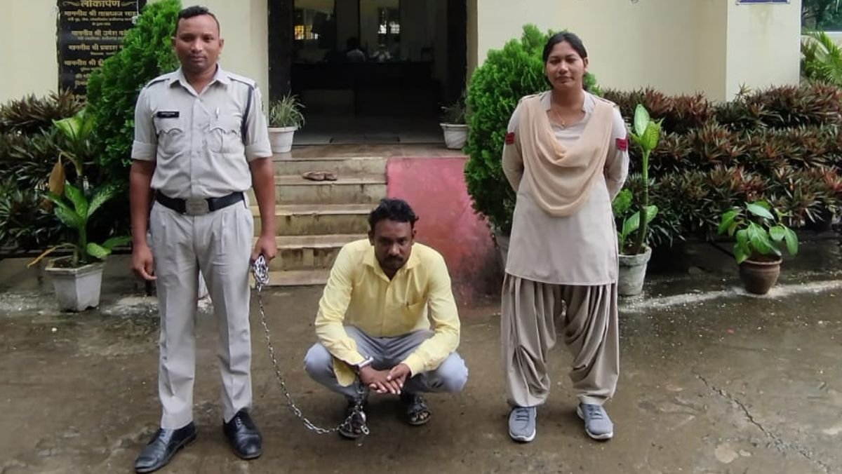 महिला से छेड़छाड़ और अश्लील हरकतों का आरोपी गिरफ्तार, आरोपित पहले भी कई मामलों में था नामजद…