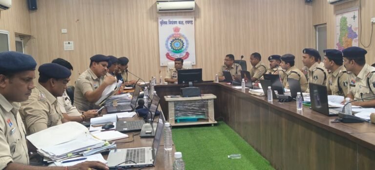 Crime review meeting: Instructions of SP Divyang Patel