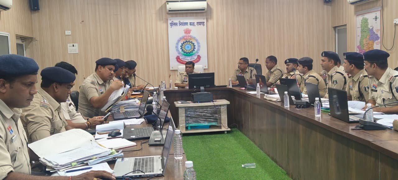 Crime review meeting: Instructions of SP Divyang Patel